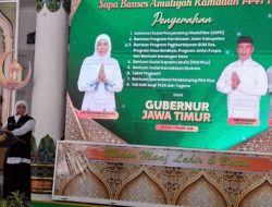 Warga Madiun Terima Bansos dari Pemprov Jatim