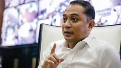 Pemkot Surabaya Targetkan Kendaraan Dinas Listrik Mei 2026